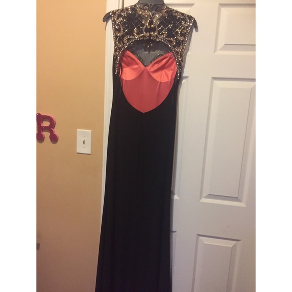 Prom dress From Windsor only worn once - Picture 2 of 2